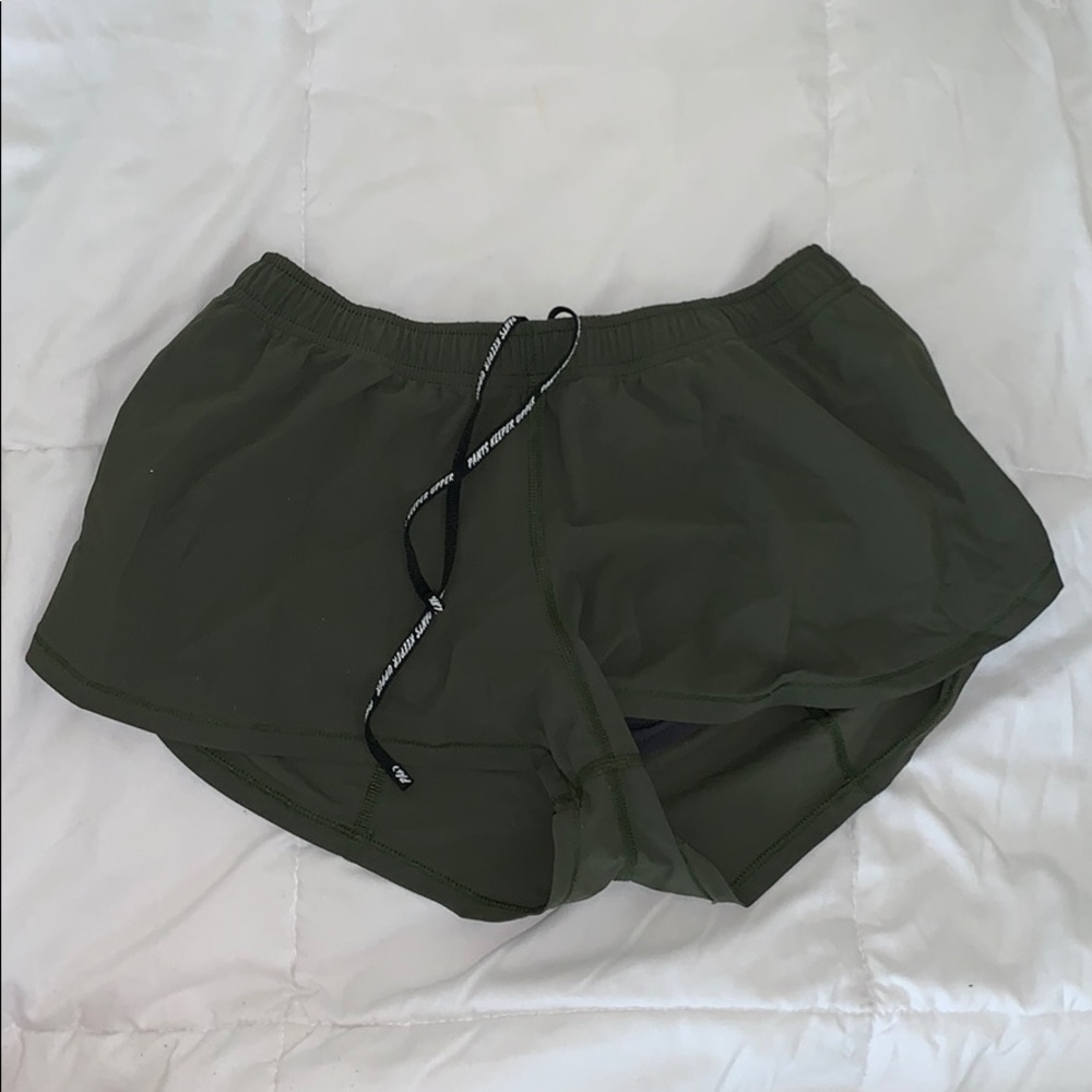 Jolyn Athletic Shorts (size small)